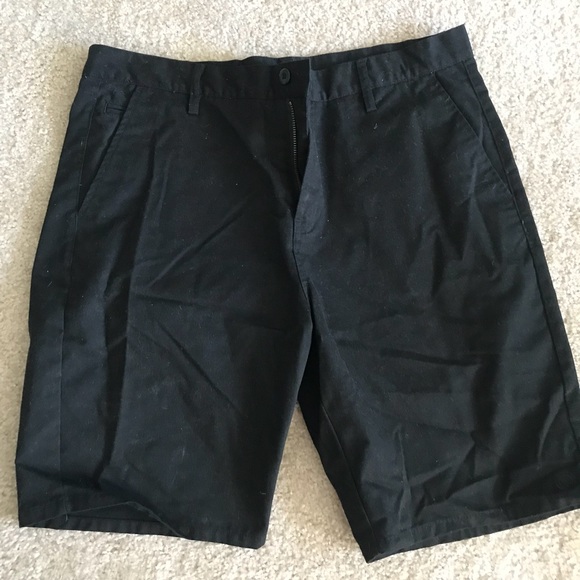 Men’s Black Element Shorts - Picture 1 of 1